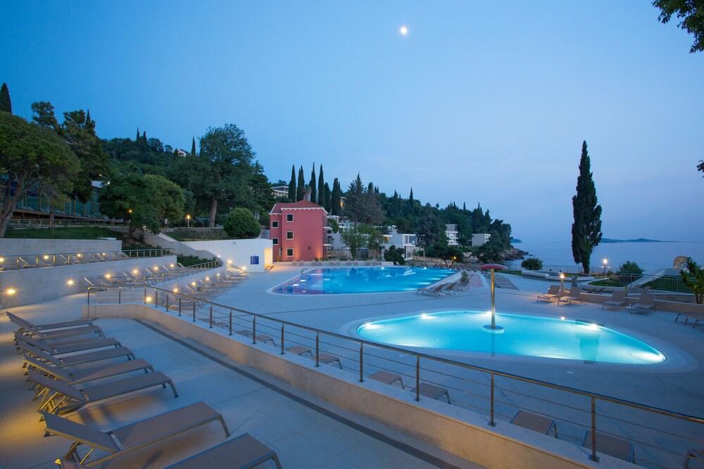 Hotel Mlini Εξωτερικό φωτογραφία