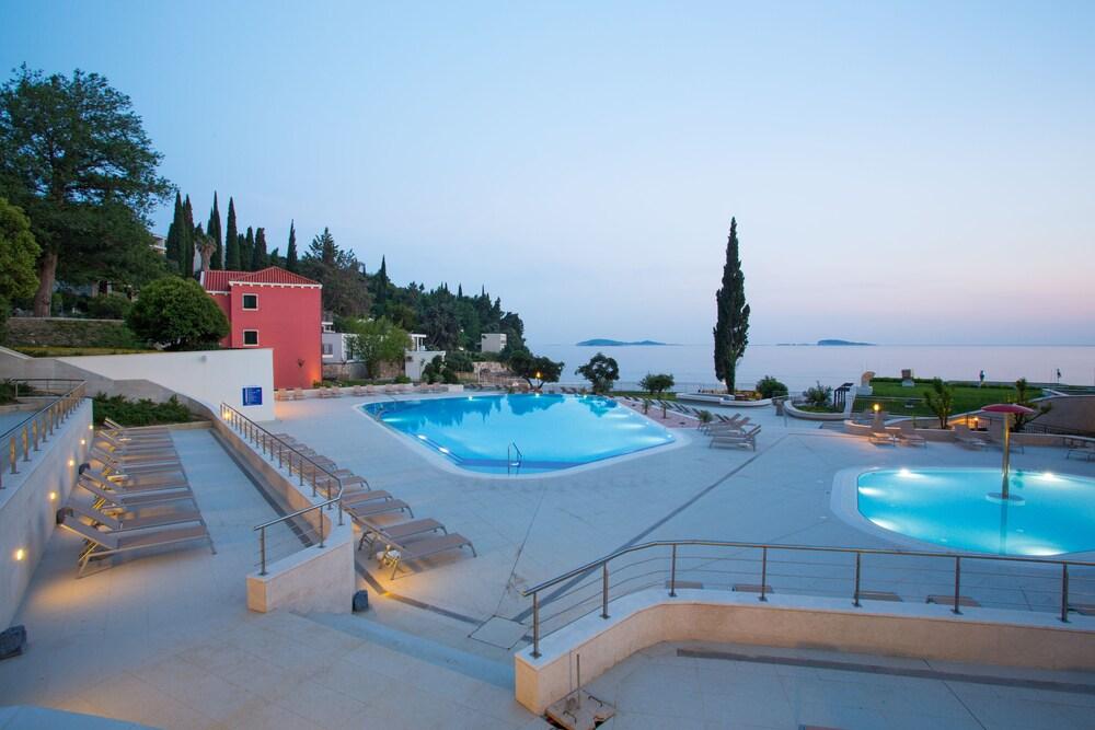 Hotel Mlini Εξωτερικό φωτογραφία